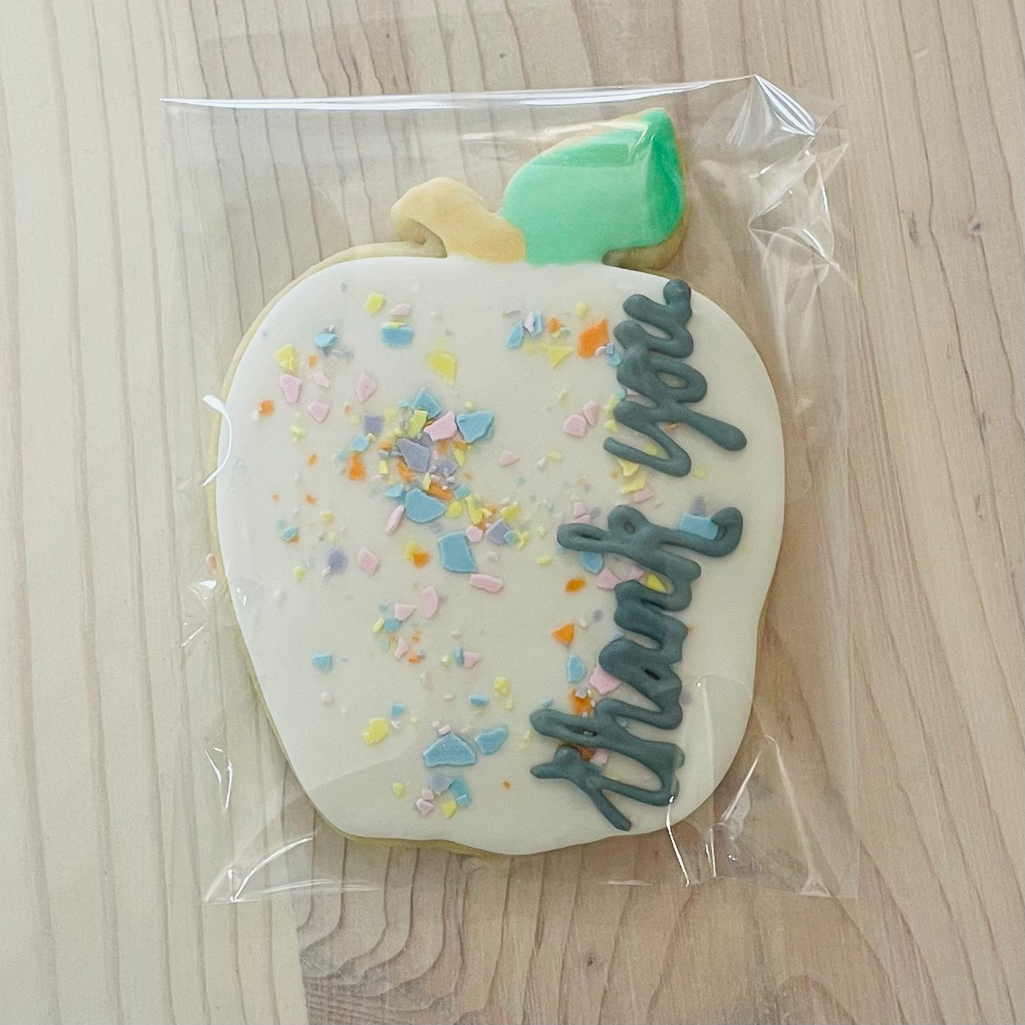 Confetti Apple